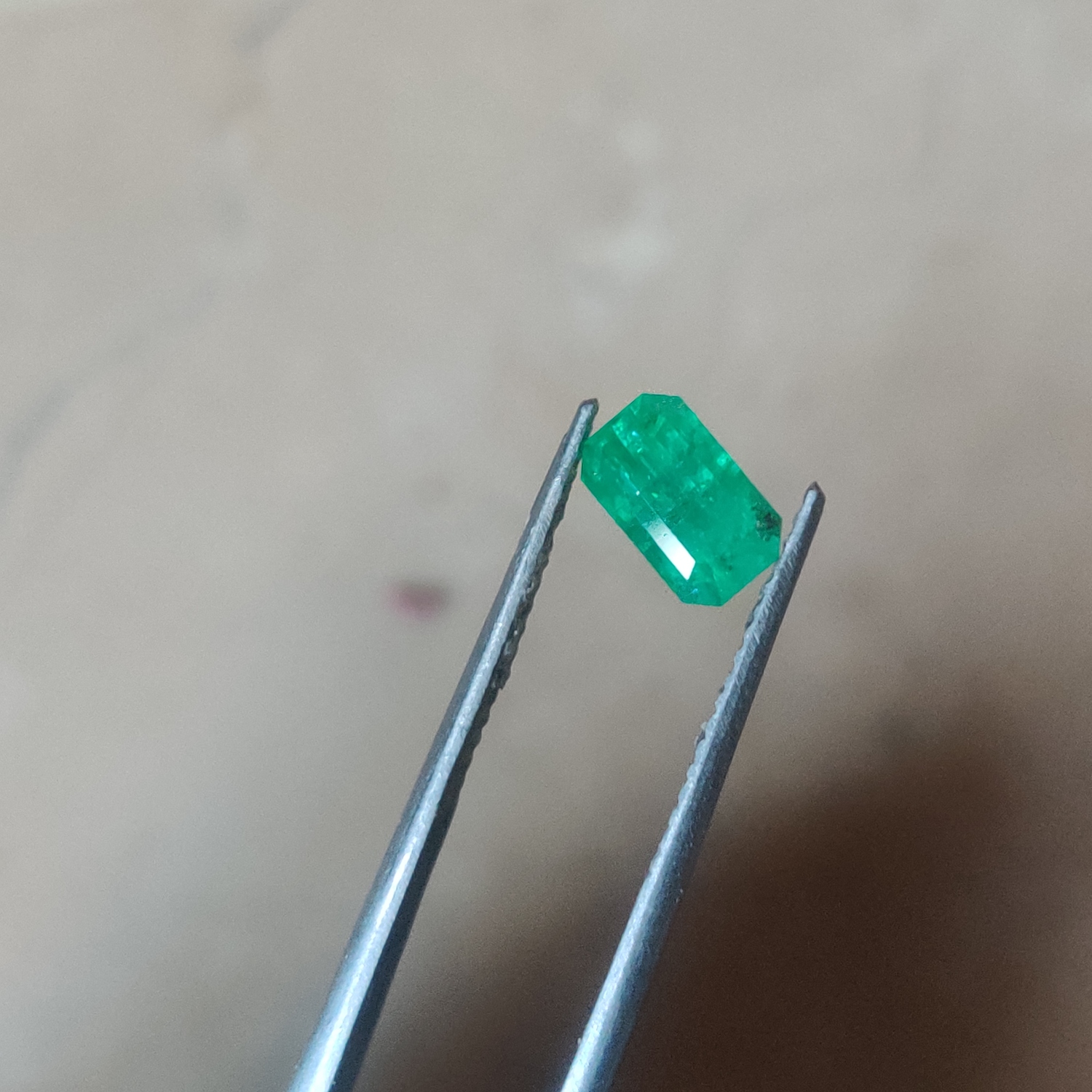 Natural Panjsher Vivid Green Emerald β Rectangular Cut 1.10 ct view 2